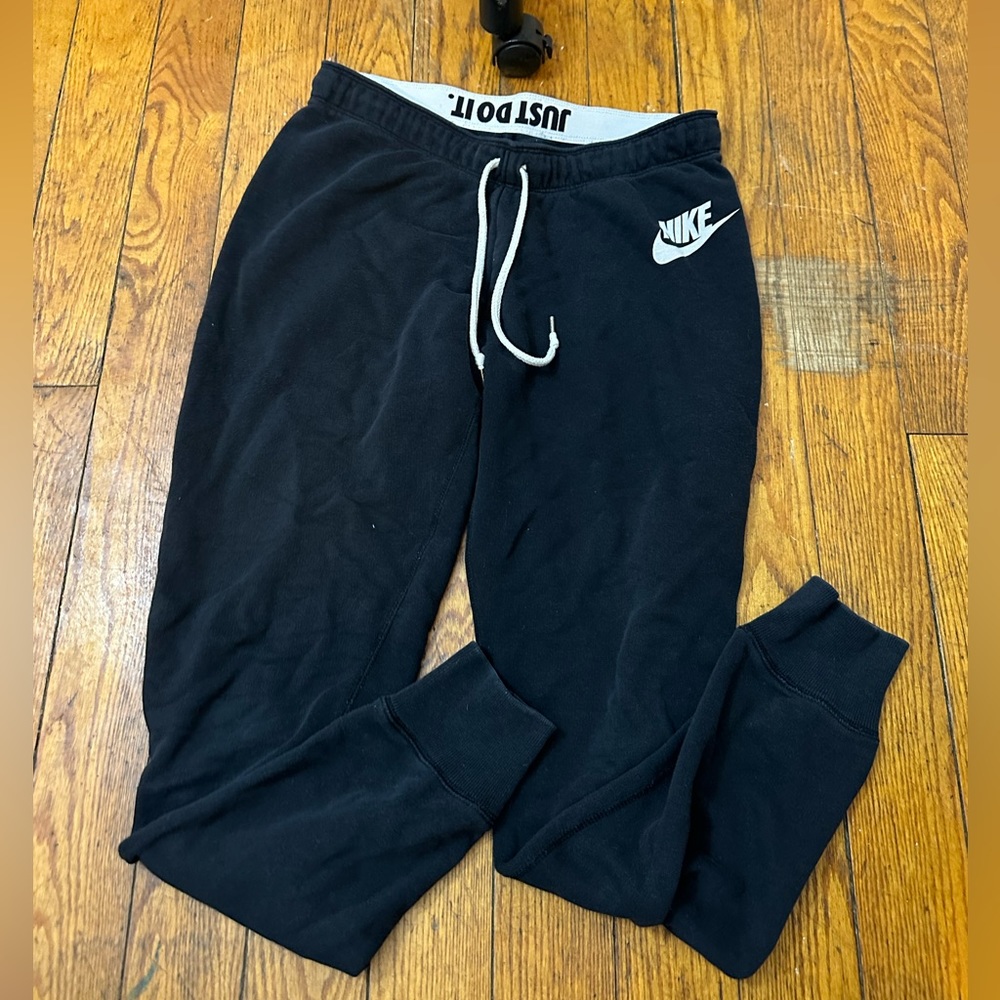 Nike joggers